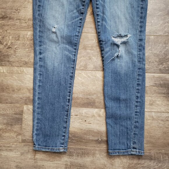 American Eagle Distressed Super Skinny Jeans - Picture 5 of 9